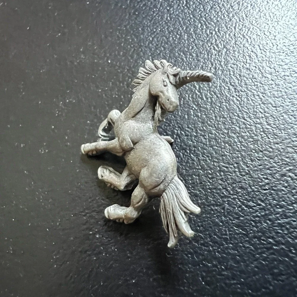 JJ Vintage Unicorn Lapel Pin Pewter Tie Tack Mythical Fantasy Horse‎ Collectible